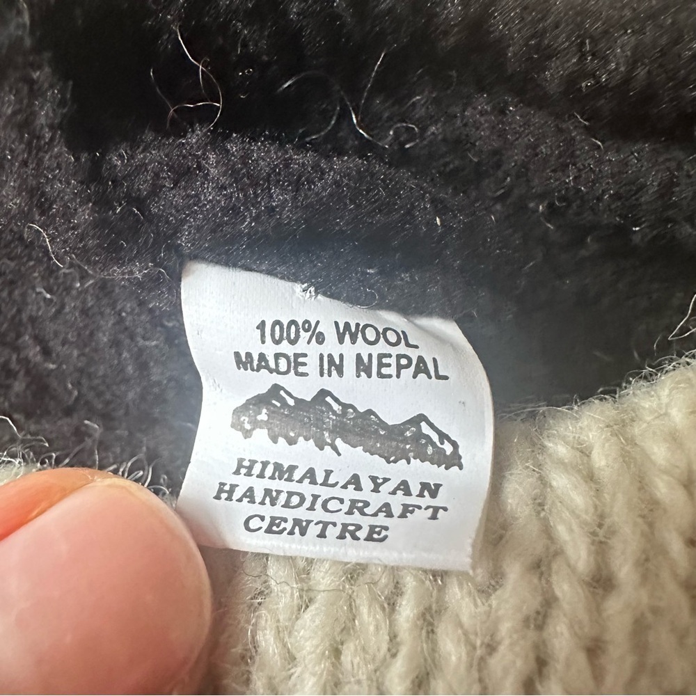 New Hand Knit Animal Hat Tiger 100% Wool Made In Nepal - Picture 6 of 7